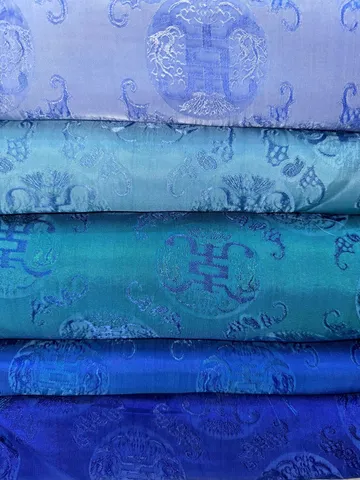 Áo dài họ Huỳnh [Lụa nha xá] [version Quý Phái] [vải may áo dài khổ 9 tấc] [Họa tiết Thọ Dơi]