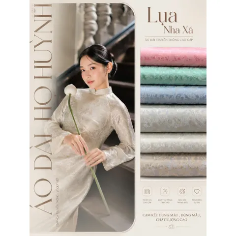 Áo dài họ Huỳnh [Lụa nha xá] [tone thanh lịch] [vải may áo dài khổ 9 tấc] [Họa tiết lông công]