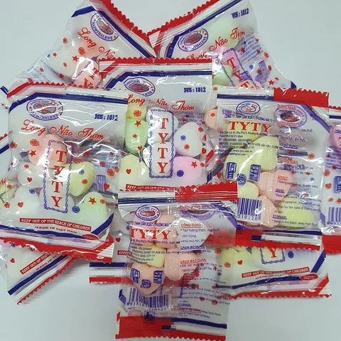 Combo 10 Gói Long não thơm - băng phiến khử mùi xua đuổi côn trùng