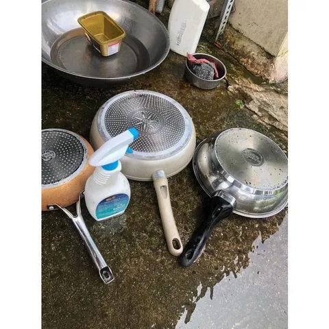 Dung dịch tẩy dầu mỡ tẩy xoong tẩy vỉ hút mùi tay bếp ga nước tẩy mỡ tẩy đa năng DR.C 500ml