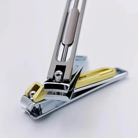Bấm móng tay, móng chân thép không rỉ QLma siêu sắc siêu bền 2 size 6cm và 8cm