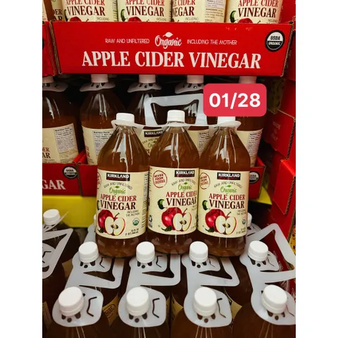 1 chai Giấm táo hữu cơ Kirkland Signature Organic Apple Cider Vinegar