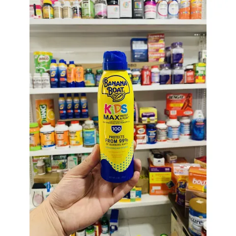 Xịt chống nắng Banana Boat Kids Max Protect & Play Spray Sunscreen SPF100 (170g) _bảo vệ toàn diện cho bé yêu
