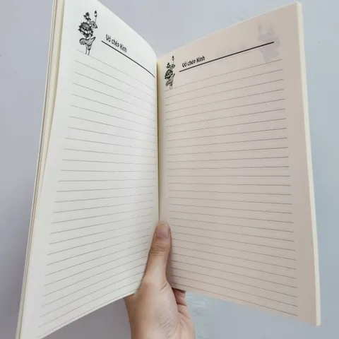 Vở chép kinh các loại kẻ dòng khổ a4 lò xo - Tặng viết