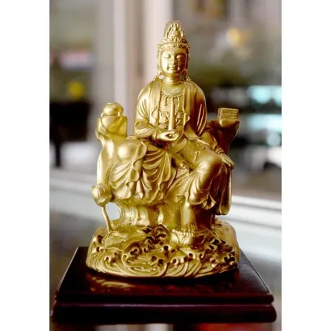 Tượng ngài Quan Thế Âm Bồ Tát đạp sen cao 11cm