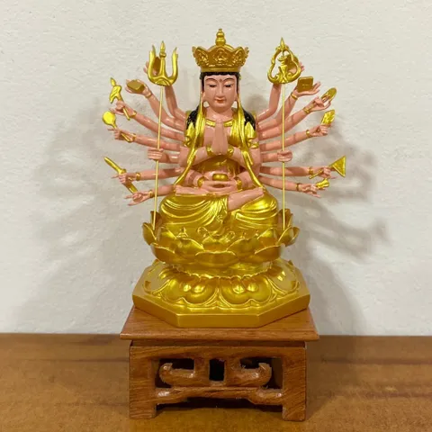 Tôn Tượng Chuẩn Đề Ngồi 30cm Nhựa Composite