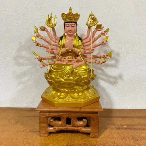 Tôn Tượng Chuẩn Đề Ngồi 30cm Nhựa Composite