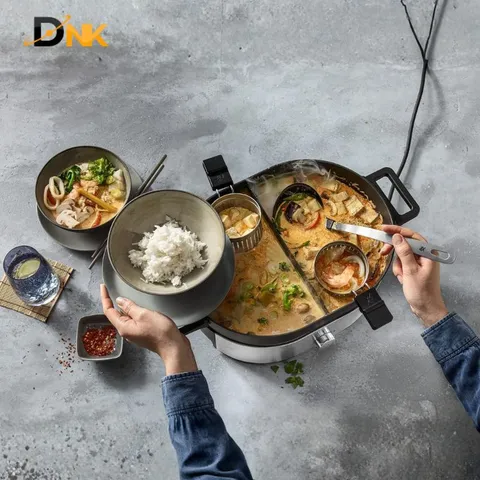 Nồi Lẩu & Hấp 2 Trong 1 WMF Lono Hot Pot Steam Đức – Cromargan®, Lẩu 2 Ngăn, Công Suất 1750W