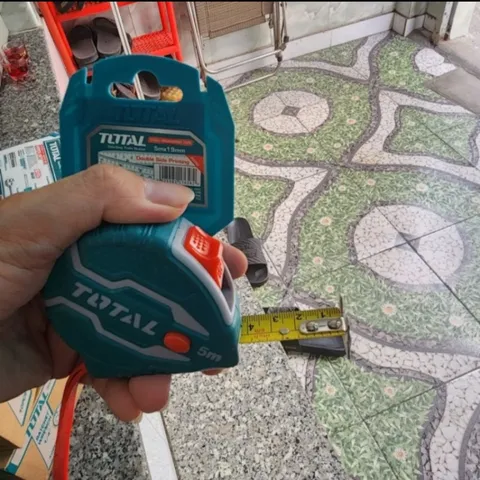 THƯỚC CUỘN THÉP TOTAL TMT126051 5M X 19MM – NHỎ GỌN, DỄ DÙNG
