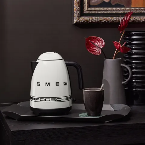 Ấm siêu tốc SMEG KLF03PCWEU Porsche