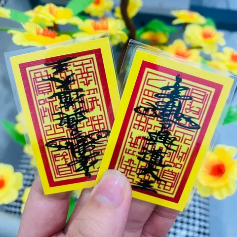 100 thẻ ấn vàng bình an, may mắn - ấn nhà trần ép plastic bền đẹp
