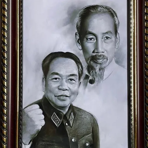 Tranh Bác Hồ ( có Khung ) , KT 19*25, 28*38, 38*48cm.  CÓ HOẢ TỐC