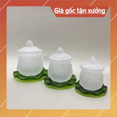 Chung Nắp Hoa Sen Lưu Ly Màu Trắng Mới Nhiều Kích Thước có hoả tốc 840851