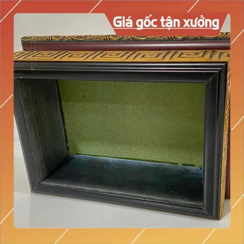 Đôn Gỗ Hình Chữ Nhật Có Hoa Văn Màu Vàng Nổi Nhiều CÓ HOẢ TỐC 840994