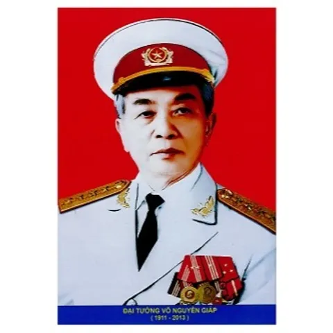KHUNG TRANH ĐẠI TƯỚNG VÕ NGUYÊN GIÁP 5 MẪU 3 SIZE CHO KHÁCH TREO TƯỜNG 841181