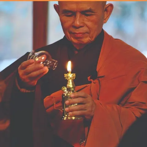 Tranh THIỀN SƯ THÍCH NHẤT HẠNH, có khung, nhiều kích thước  CÓ HOẢ TỐC 841581