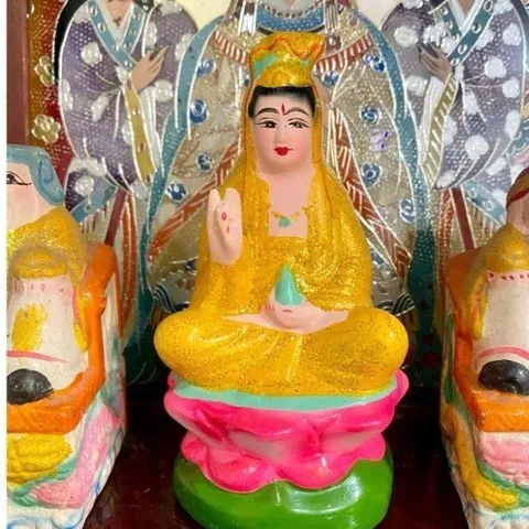 Tượng Bồ tát Quan Âm Quán Thế Âm Bồ tát dáng ngồi mini dễ thương cỡ nhỏ cao 1 tấc rưỡi 15cm đất nung 841693