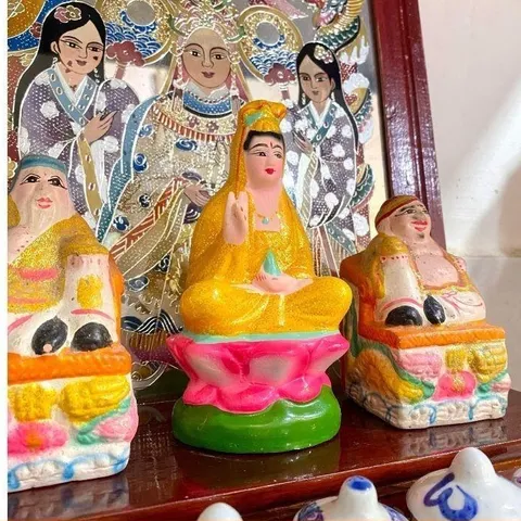 Tượng Bồ tát Quan Âm Quán Thế Âm Bồ tát dáng ngồi mini dễ thương cỡ nhỏ cao 1 tấc rưỡi 15cm đất nung 841693