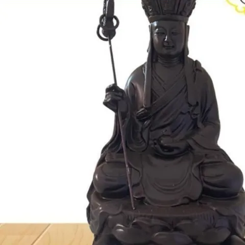 Tặng vòng tay, Tôn Tượng Địa Tạng Vương Bồ Tát cao 17 cm màu nâu đất 841725