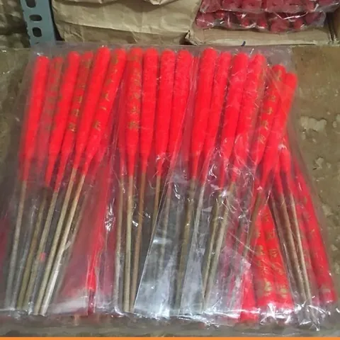 Cặp đèn cầy gió lớn đốt ngoài trời không tắt ( nến đốt ngoài trời ) 841768
