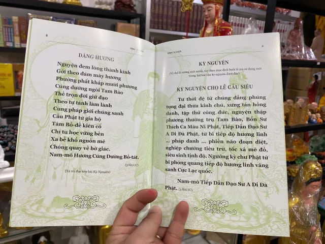 Kinh A Di Đà Bìa Xanh Lá - Giấy Màu