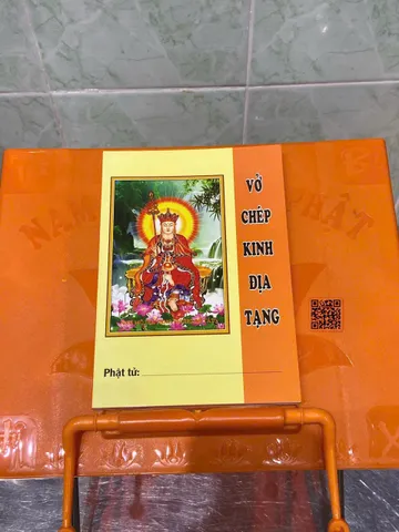 Vở chép kinh Địa Tạng (Vở trắng)