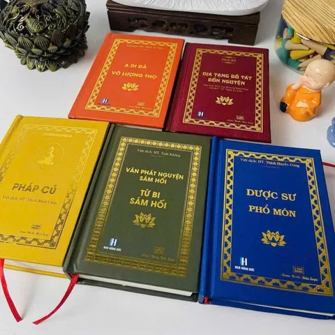 Combo 5 quyển kinh mini (không bọc bìa)