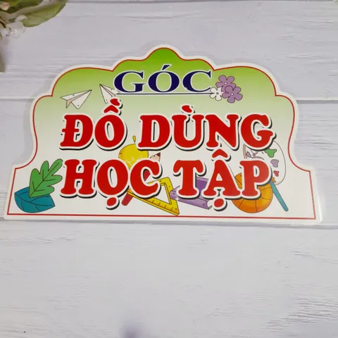 Góc Đồ Dùng Học Tập ép plastic,kích thước a3, sẵn băng dính dán tường