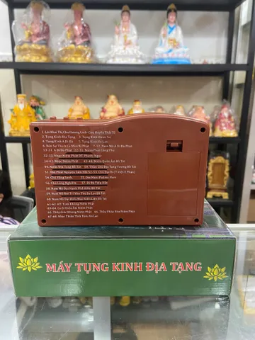 Máy tụng kinh 68 bài(4 bài kinh Địa Tạng, Dược Sư, A Di Đà, Vu Lan và 64 bài niệm danh hiệu Phật)
