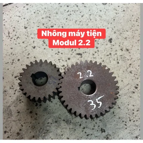 Nhông Máy Tiện Modul M2.2-25Răng/ 30Răng / 35Răng . Dày 25mm- Lỗ 22mm. Ko Cùi. Chất liệu : Gang.