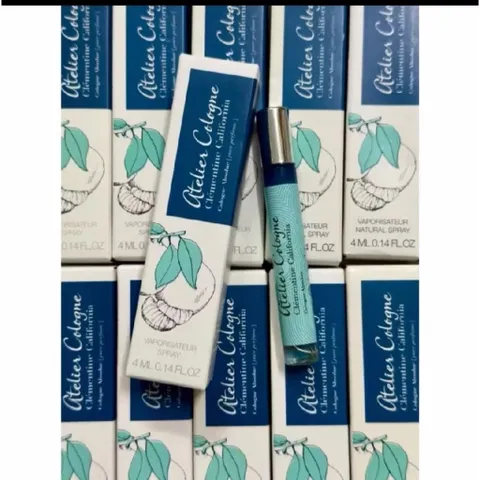 Q
Tinh Hà Say Hi

10

chai nước hoa Atelier Cologne Clémentine California (dạng xịt 4ml).
