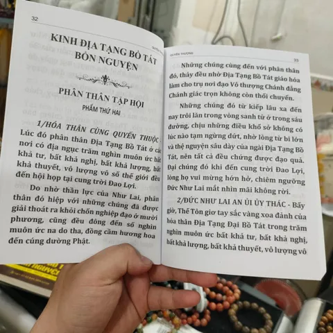 Kinh Địa Tạng bìa vàng
