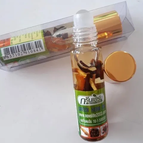 LỐC 12 LỌ DẦU GIÓ THẢO DƯỢC THÁI LAN khỏi ngạt mủi, sổ mủi tức thì (sâm, long não, khuynh diệp bạc hà )