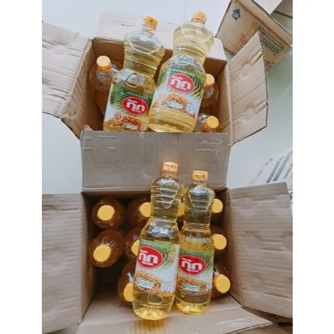 DẦU ĐẬU NÀNH THÁI 1 LÍT-  thích hợp để chế biến nhiều món ăn: chiên, xào, trộn salad và làm nước xốt.