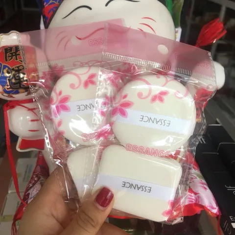 Bông phấn đôi loại mỏng dùng trang điểm