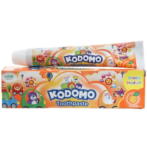 KEM ĐÁNH RĂNG TRẺ EM KODOMO 45g  - Vệ sinh răng miệng, bảo vệ men răng, hương vị thơm ngon, an toàn cho bé yêu