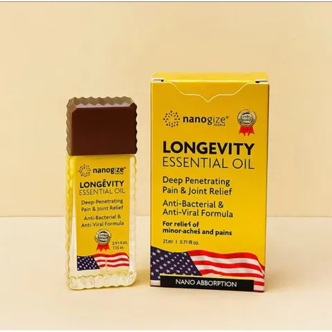 [Date mới, Hoả tốc] Dầu vàng Longevity Essential oil 21ml của Mỹ/ dầu nóng dạng lăn của Mỹ