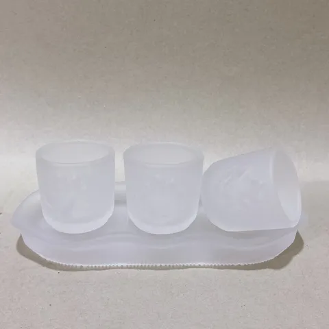 Bộ án 3 ly nước thờ cúng bằng lưu ly trắng siêu đẹp