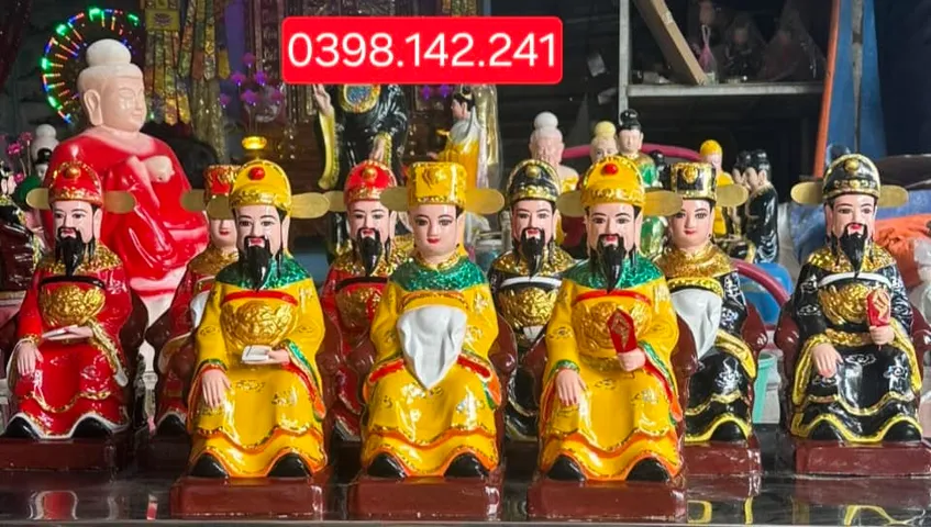 SÁCH MÀU Sân Chùa Ngồi Gẫm - Toại Khanh, bìa cứng màu