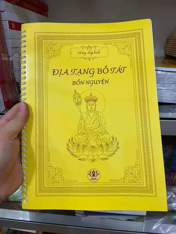 Combo 4 quyển vở chép kinh in mờ Địa Tạng, Sám Hối, Đại Bi, Dược Sư(tặng 4 bút + 28 ngòi bút + 1 vòng tay tỳ hưu) cực hay