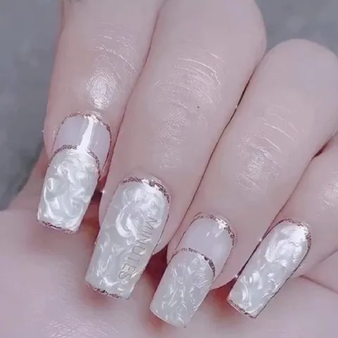 Gel ánh trai sơn gel trai trắng tạo vô số mẫu nail siêu đẹp
