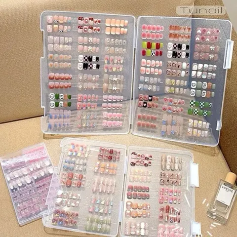 Hộp Nhựa Trong Suốt Đựng Móng Mẫu Nailbox Bản To Có Nắp Cài Chống Bụi Chắc Chắn - Khay Trưng Móng Mẫu Nail Cao Cấp