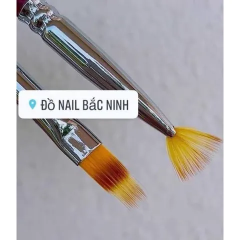 Cọ quạt xoè rắc nhũ, chải ombre đa năng thiết yếu ngành nail
