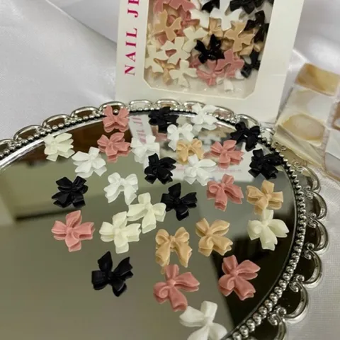 Set 50 cham nơ đính móng các mẫu cực HOT