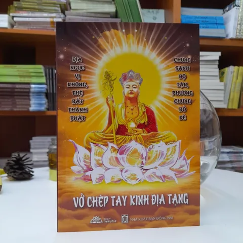 TẶNG VIẾT, VỞ CHÉP TRƠN ĐỊA TẠNG A5 - MẪU TQHP - CHEPDIATANG