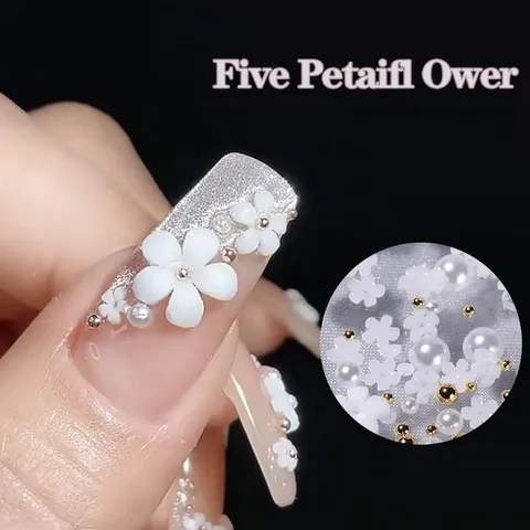 Cham hoa nhí sứ mix bi gắn móng tạo vô số mẫu nail xinh siêu HOT
