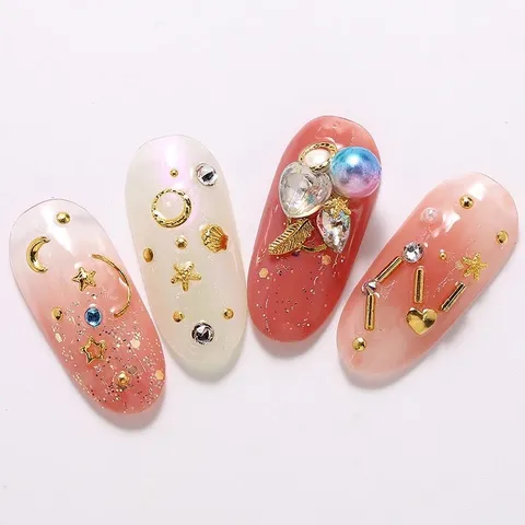 Khay cham vàng bạc đính móng design nail Hàn siêu xinh