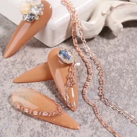 Khay xích trang trí móng 6 màu cơ bản nhất tạo vô số mẫu nail đẹp