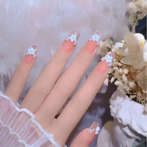 Cham hoa hồng hoa nhí nail trang trí tạo vô số mẫu nail xinh