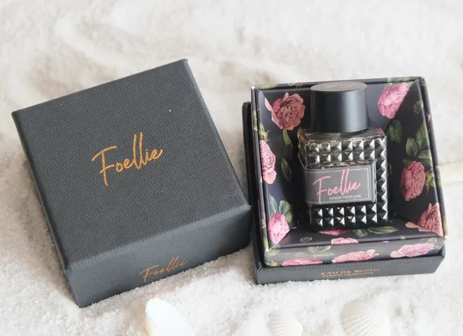 Nước hoa vùng kín Foellie đen 10ml - Hương hoa hồng quyến rũ